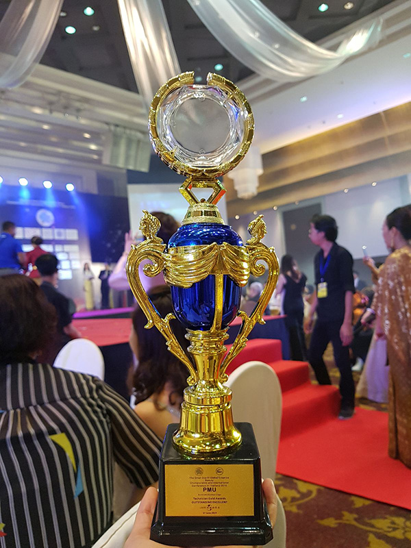 ได้รับรางวัล Top 5 “The Great Starlit Global Creative Beauty Championship And International Conference”,,